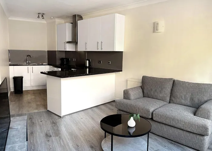 Centre With View - Walk To Everything