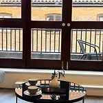 Centre With View - Walk To Everything Appartement York